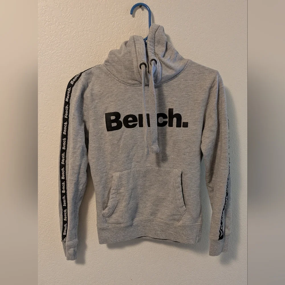 Bench Gray Hoodie Size Small - Picture 1 of 4